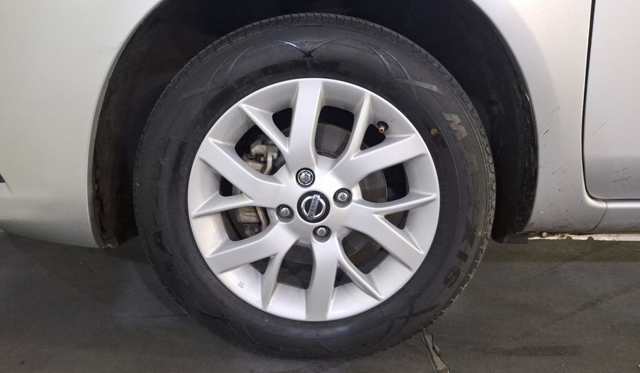 Nissan V-drive 1.6 V-DRIVE A/C Sedan 2021