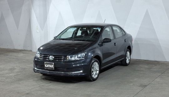 Volkswagen • Vento