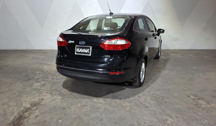 Ford Fiesta 1.6 SE Sedan 2018