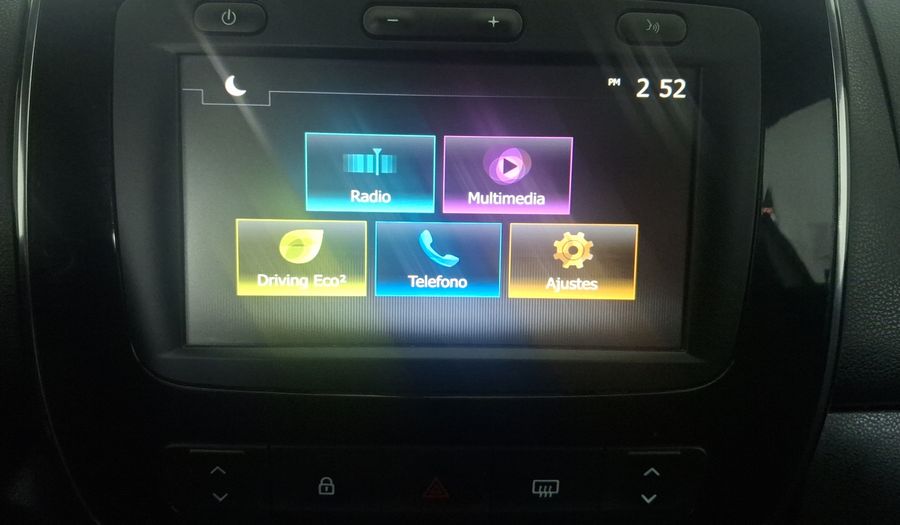 Renault Kwid 1.0 ICONIC Hatchback 2022