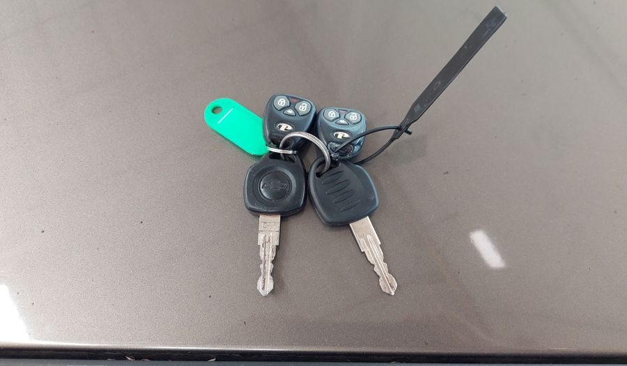 Chevrolet Celta 1.4 LS AB+ABS Hatchback 2013