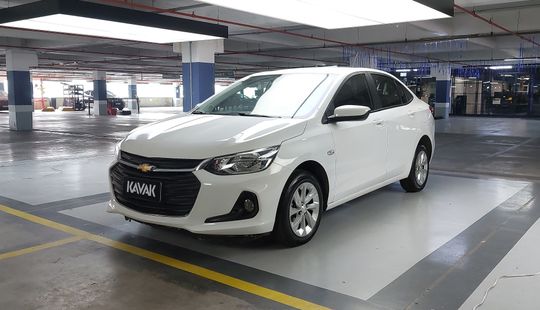 Chevrolet • Onix Plus