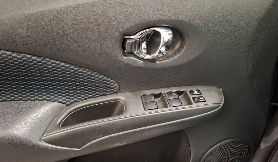 Nissan Note 1.6 EXCLUSIVE CVT Hatchback 2019