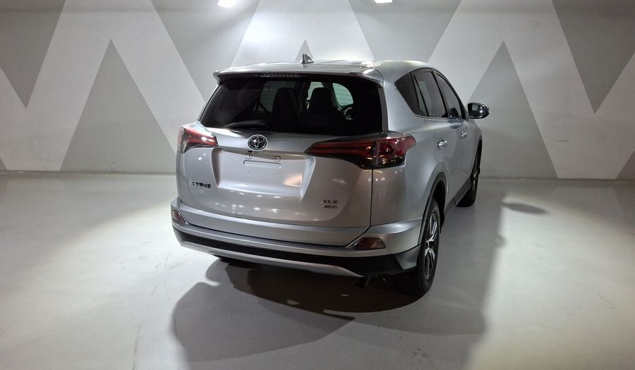 Toyota Rav4 2.5 XLE AWD AT Suv 2016