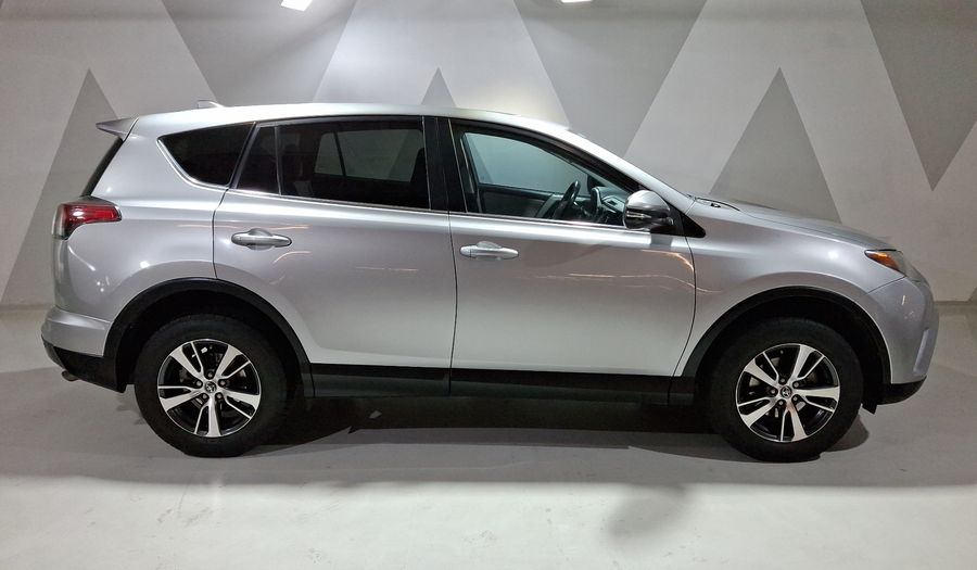 Toyota Rav4 2.5 XLE AWD AT Suv 2016