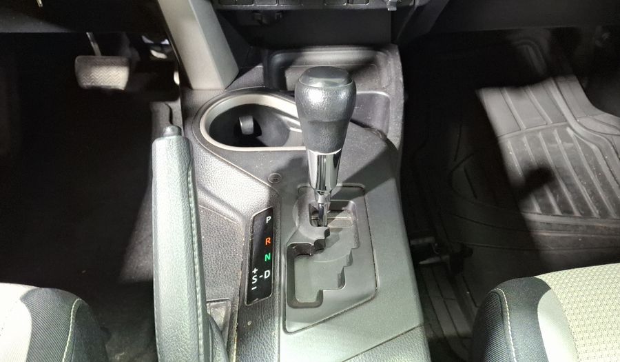 Toyota Rav4 2.5 XLE AWD AT Suv 2016