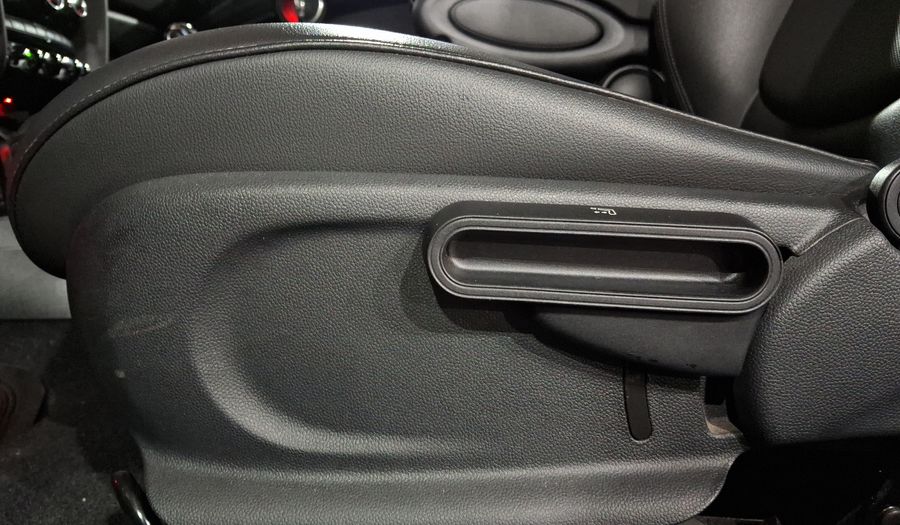 Mini Cooper S 2.0 COOPER CHILI DCT Hatchback 2021