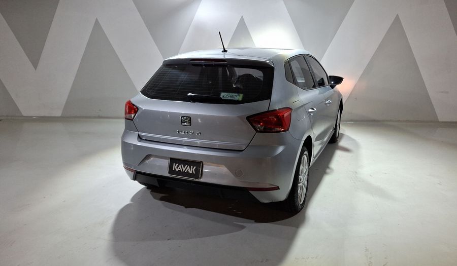 Seat Ibiza 1.6 STYLE Hatchback 2021