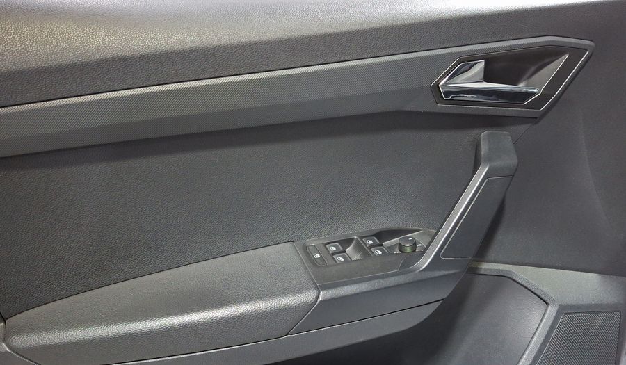 Seat Ibiza 1.6 STYLE Hatchback 2021