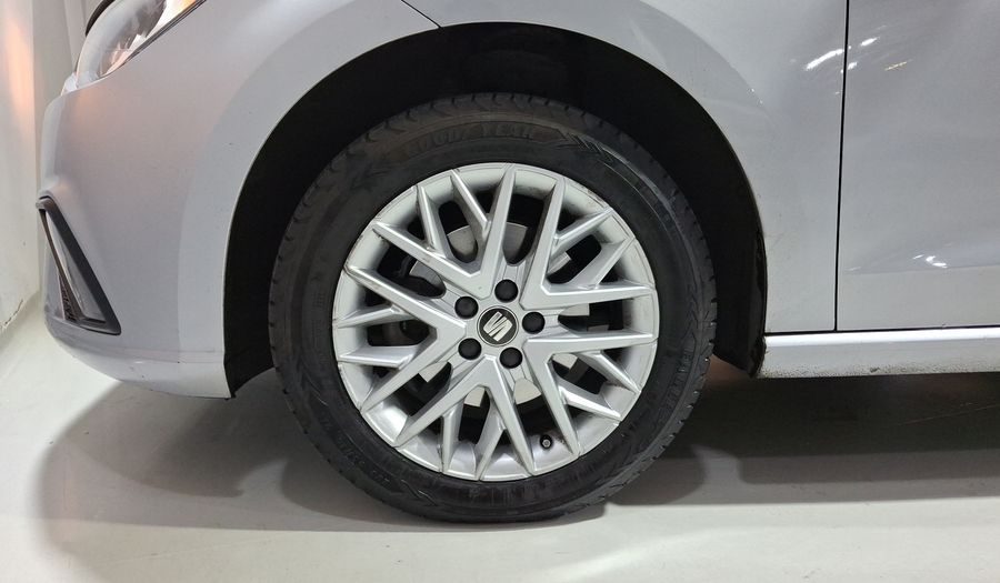 Seat Ibiza 1.6 STYLE Hatchback 2021