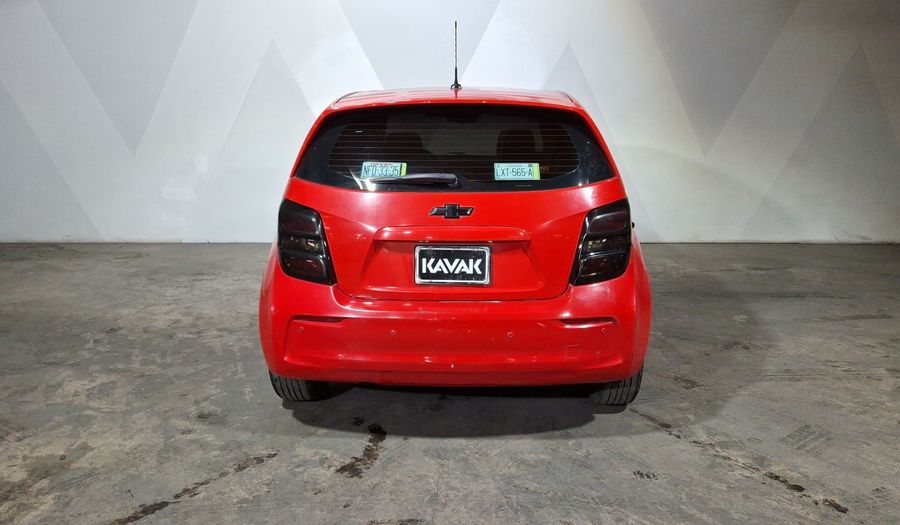 Chevrolet Sonic 1.6 AT K LT Hatchback 2017