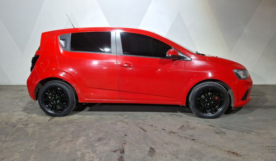 Chevrolet Sonic 1.6 AT K LT Hatchback 2017