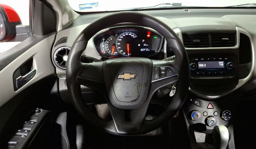 Chevrolet Sonic 1.6 AT K LT Hatchback 2017