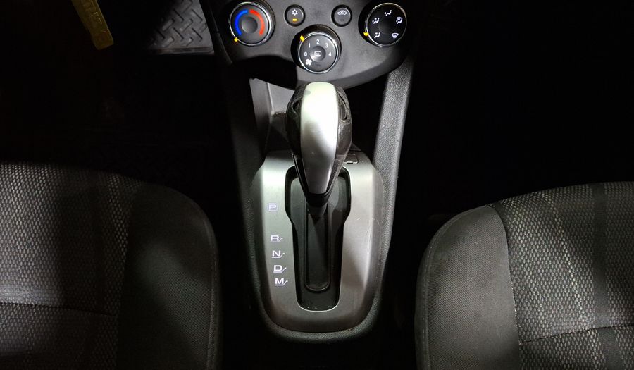 Chevrolet Sonic 1.6 AT K LT Hatchback 2017