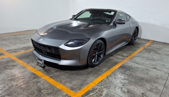 Nissan • Z