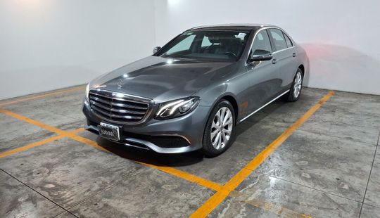 Mercedes Benz • Clase E