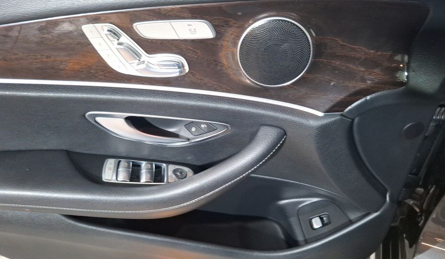 Mercedes Benz Clase E 2.0 200 EXCLUSIVE AUTO Sedan 2018