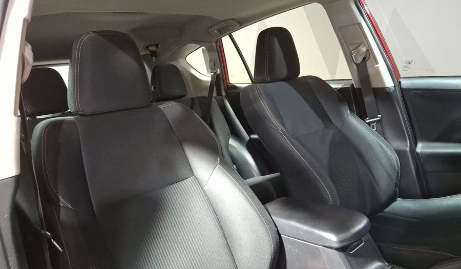 Toyota Rav4 2.5 XLE AWD AT Suv 2015