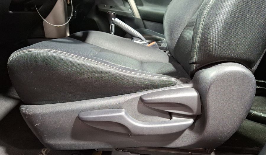 Toyota Rav4 2.5 XLE AWD AT Suv 2015