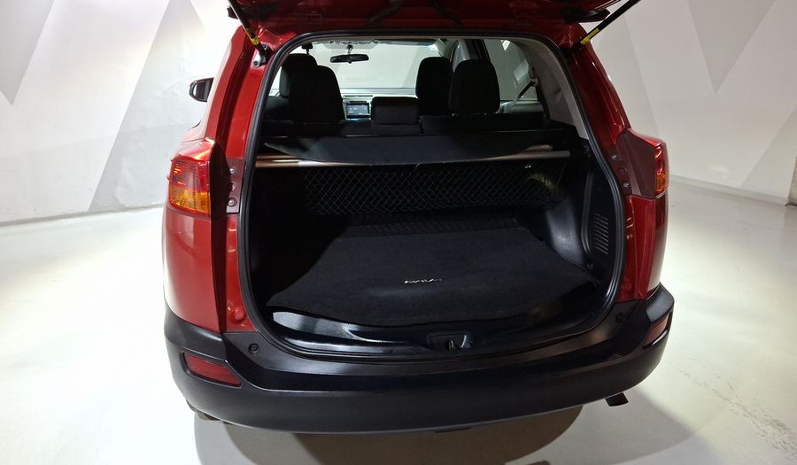 Toyota Rav4 2.5 XLE AWD AT Suv 2015
