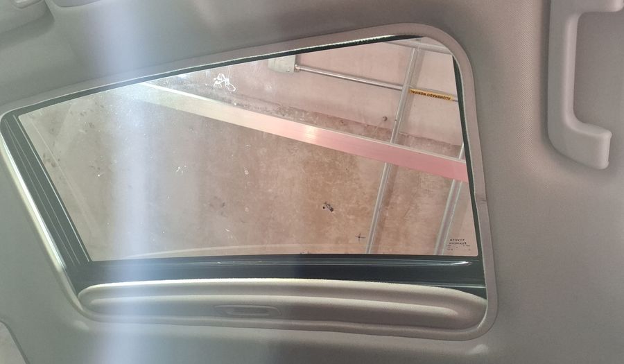 Toyota Rav4 2.5 XLE AWD AT Suv 2015