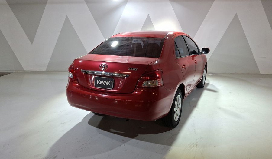 Toyota Yaris 1.5 SEDAN PREMIUM AT Sedan 2014