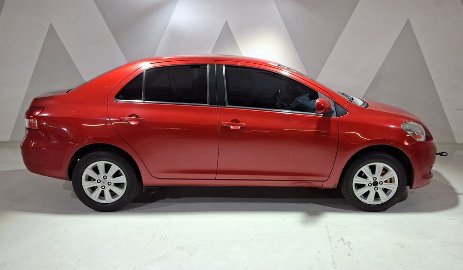 Toyota Yaris 1.5 SEDAN PREMIUM AT Sedan 2014
