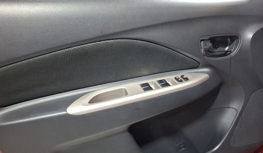 Toyota Yaris 1.5 SEDAN PREMIUM AT Sedan 2014