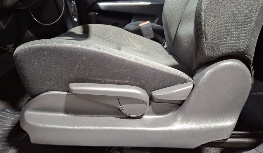 Toyota Yaris 1.5 SEDAN PREMIUM AT Sedan 2014