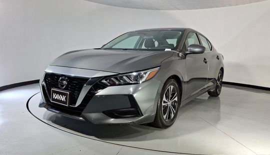 Nissan • Sentra