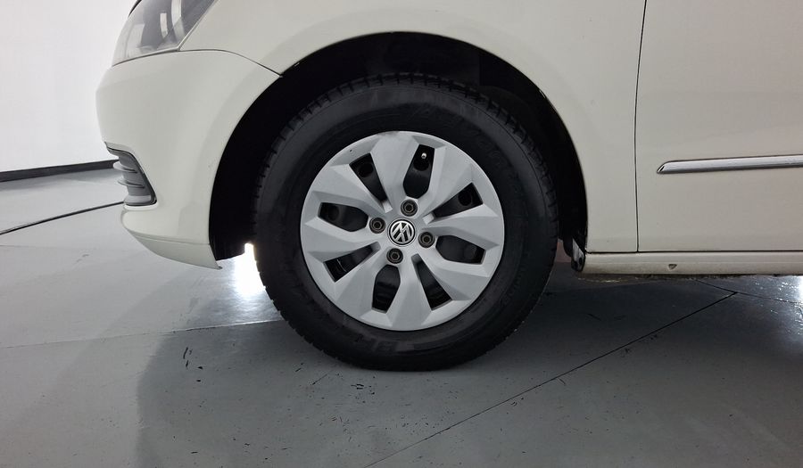 Volkswagen Gol 1.6 5 PTAS. CL A/A Hatchback 2016