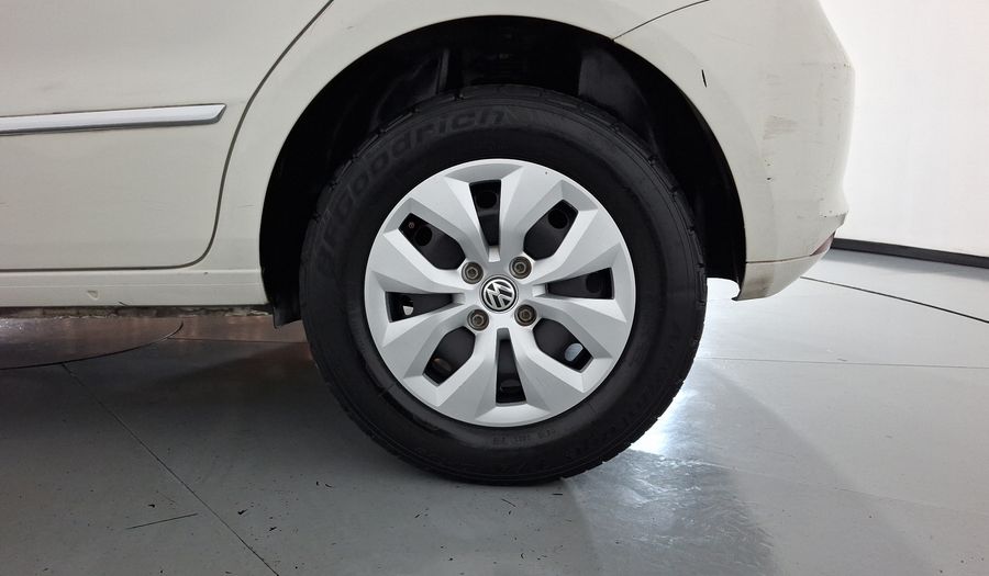 Volkswagen Gol 1.6 5 PTAS. CL A/A Hatchback 2016