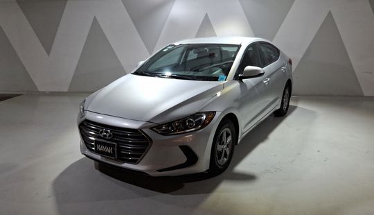 Hyundai • Elantra