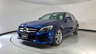 Mercedes Benz • Clase C