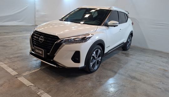 Nissan • Kicks Play