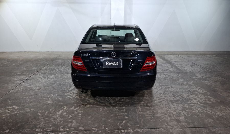 Mercedes Benz Clase C 1.6 180 CGI AT Sedan 2013