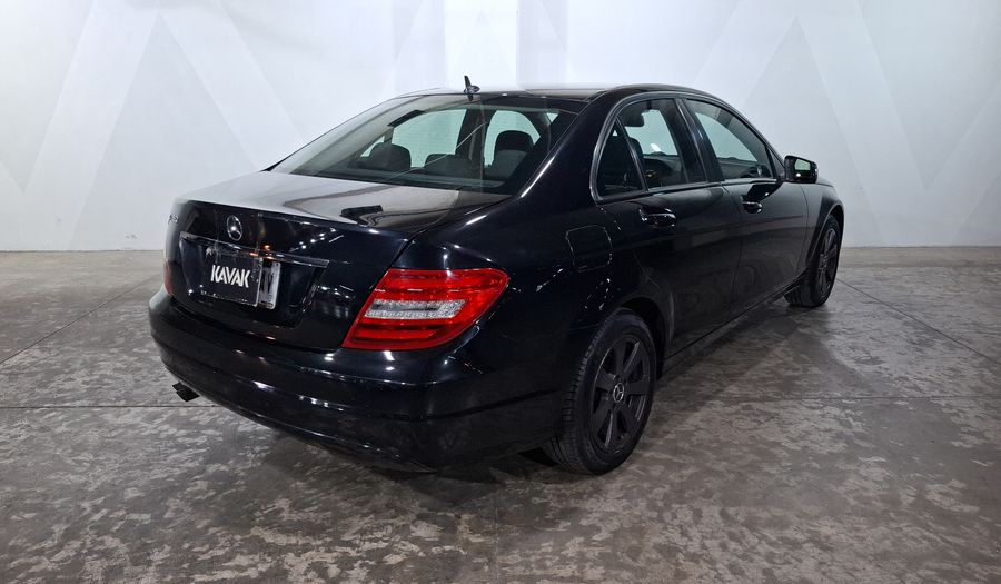Mercedes Benz Clase C 1.6 180 CGI AT Sedan 2013