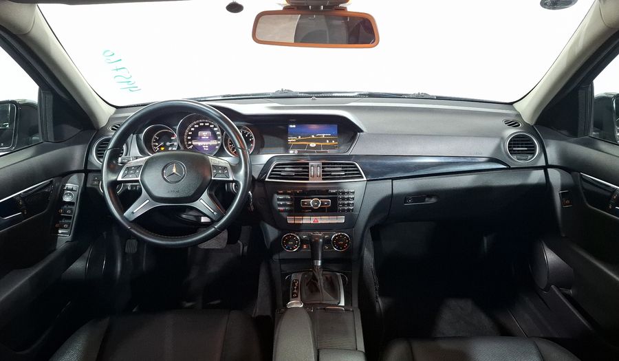 Mercedes Benz Clase C 1.6 180 CGI AT Sedan 2013