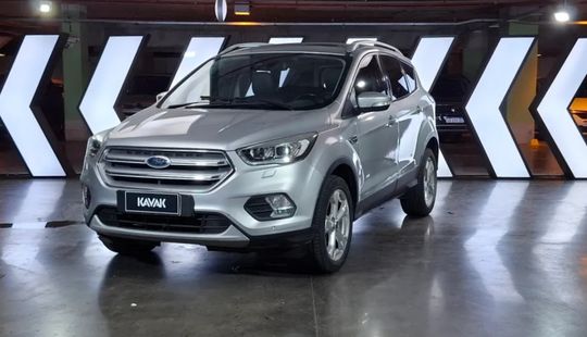 Ford • Kuga