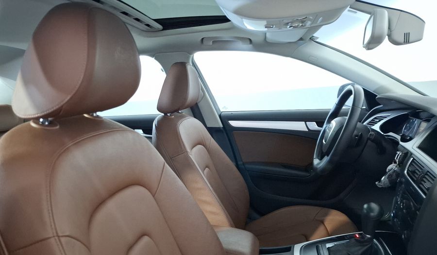 Audi A4 1.8 TFSI TRENDY PLUS MULTITRONIC Sedan 2012