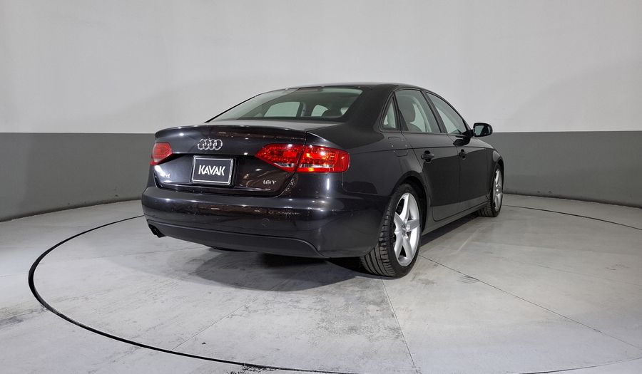 Audi A4 1.8 TFSI TRENDY PLUS MULTITRONIC Sedan 2012