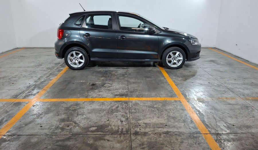 Volkswagen Polo 1.6 STARTLINE AUTO Hatchback 2020