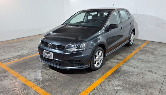 Volkswagen • Polo
