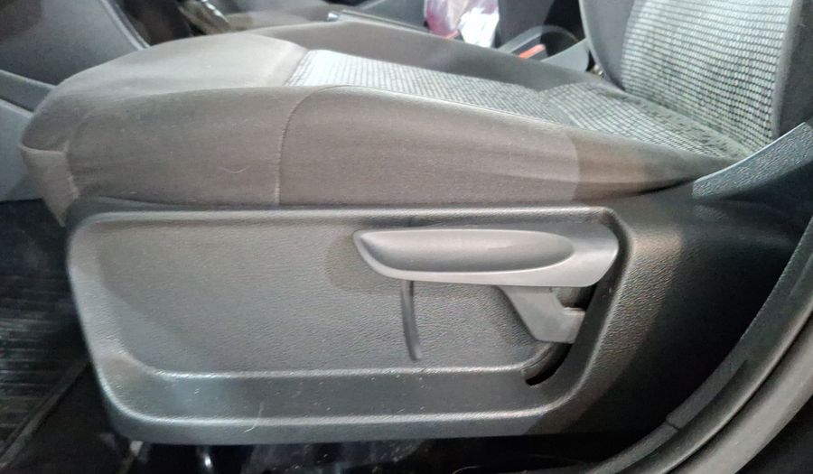 Volkswagen Polo 1.6 STARTLINE AUTO Hatchback 2020