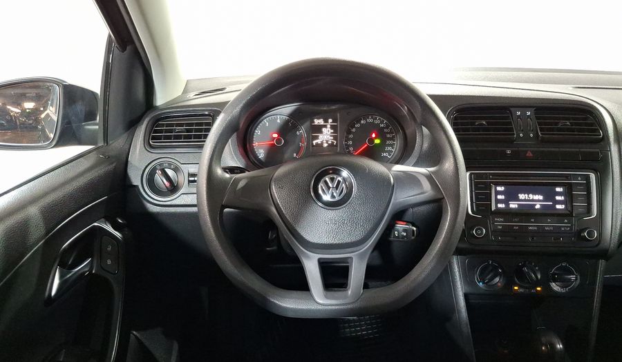 Volkswagen Polo 1.6 STARTLINE AUTO Hatchback 2020