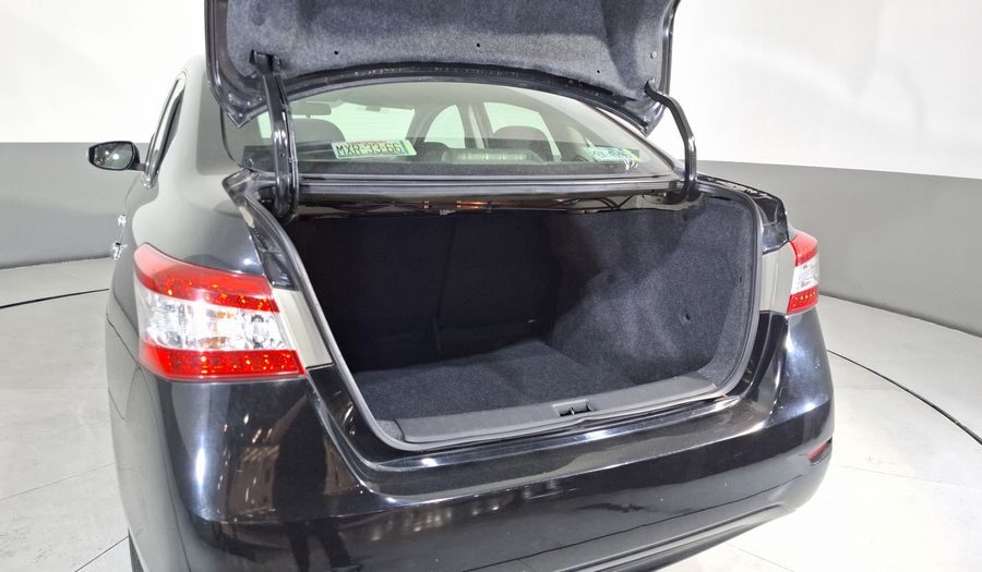 Nissan Sentra 1.8 ADVANCE CVT Sedan 2016