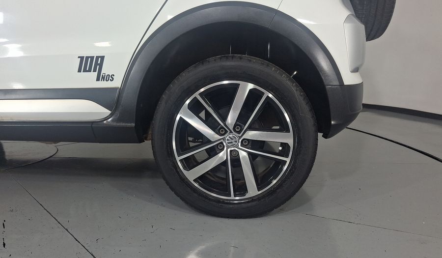 Volkswagen Crossfox 1.6 CROSSFOX PAQ 10 ANIOS MT Hatchback 2017