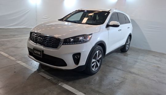 Kia • Sorento