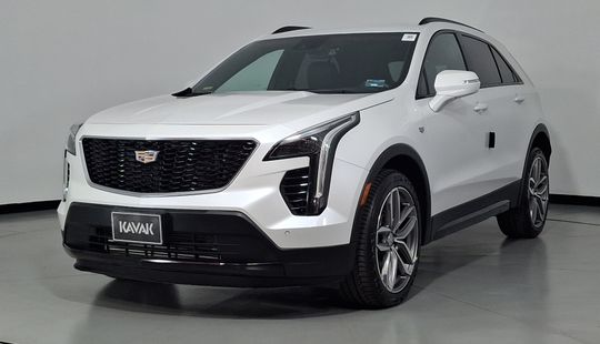 Cadillac • XT4