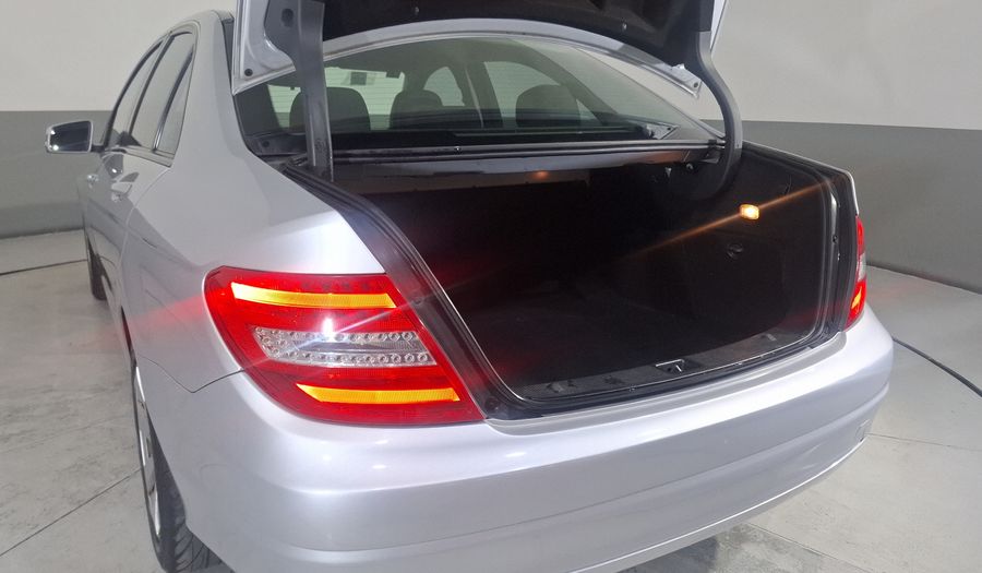 Mercedes Benz Clase C 1.6 180 CGI AT Sedan 2014